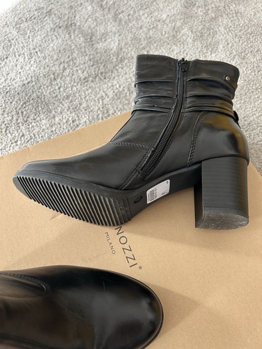 Боти Minozzi в черно