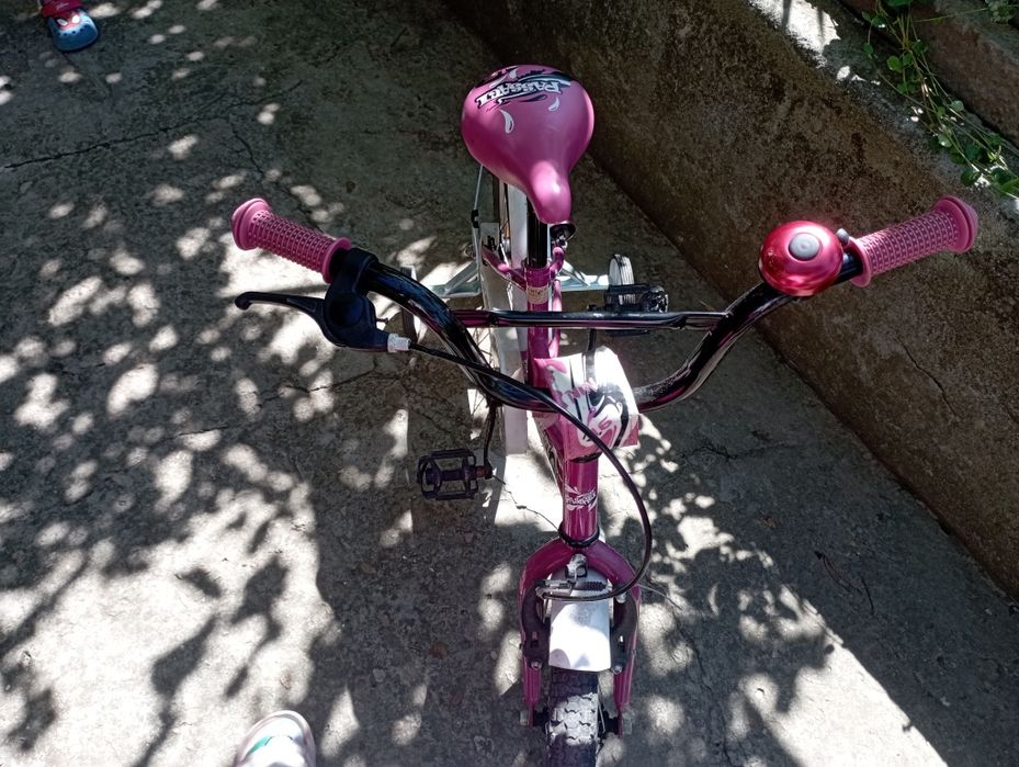 Детско розово колело .