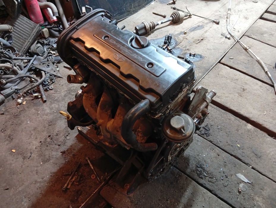 Двигатель Daewoo Leganza C18SED