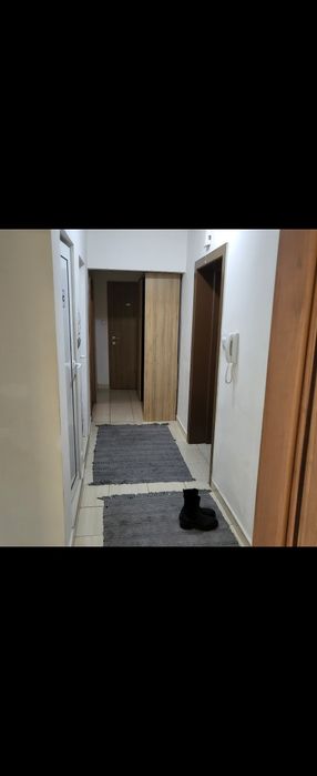 Апартамент 3 стаи обзаведен от собственик