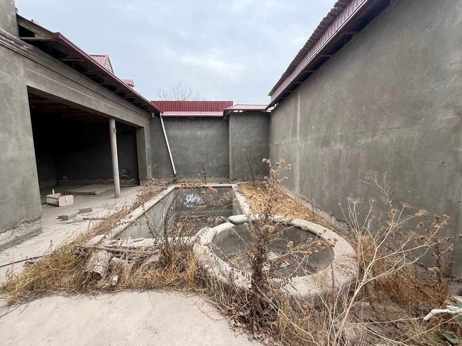 9 сот 350 м.кв 3 уровня