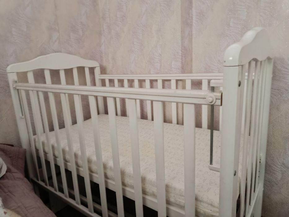 Продам кровать детскую