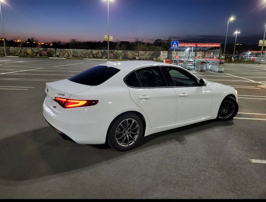 Alfa Romeo Giulia 2017 diesel, 16.644 € — imagine 4