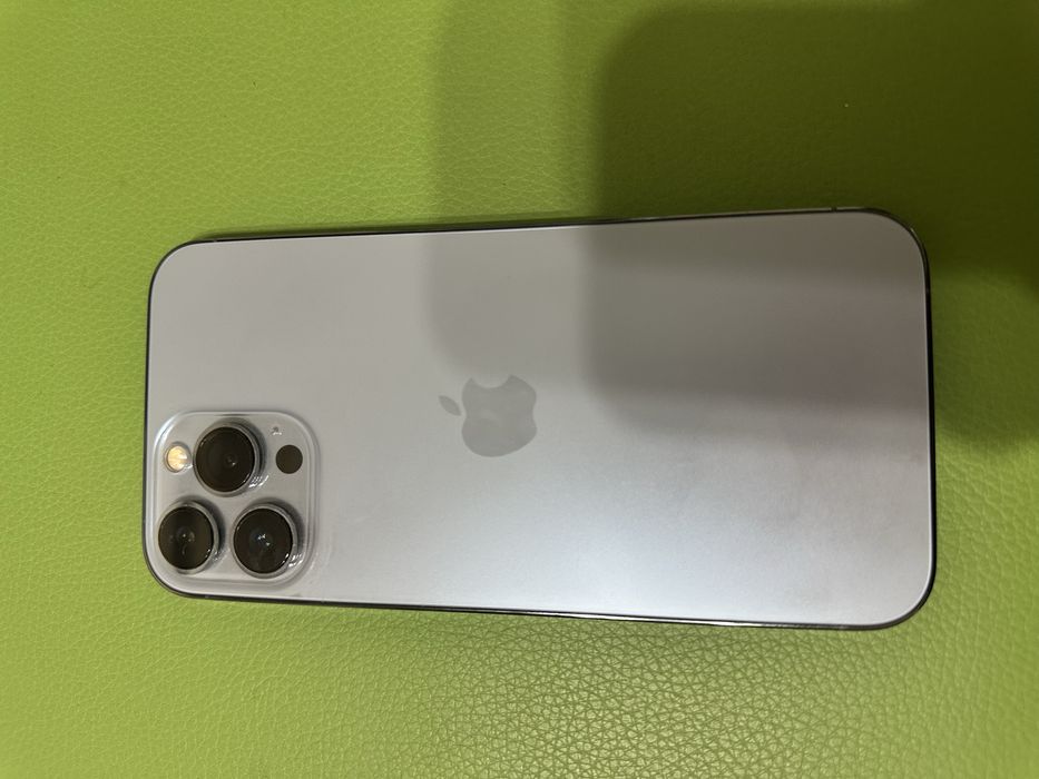 Продам Iphone 13 Pro MAX 256 g