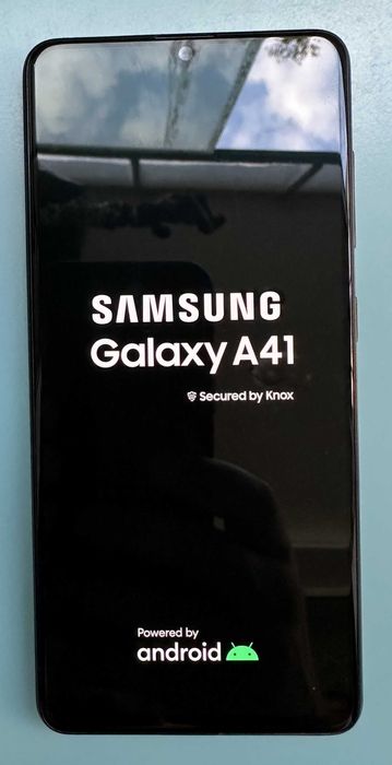 Samsung Galaxy A41 & Apple iPhone SE gen1