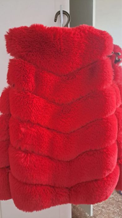 Продам жилетку- шубку