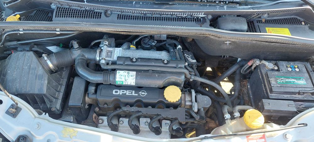 Opel Meriva 1.6 87кс Стария мотор