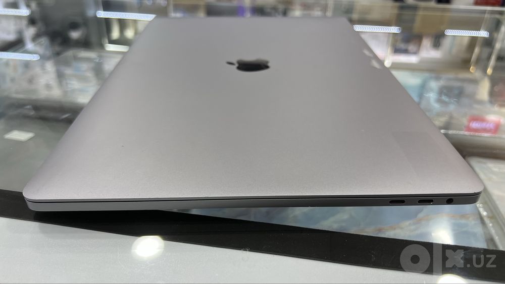 MacBook Pro 2018 15"