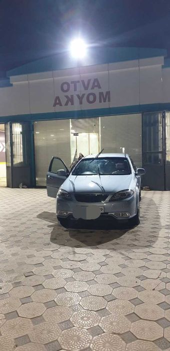 Автомобиль ласетти жентра