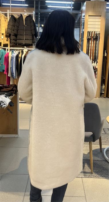 Продам шубу натуральную