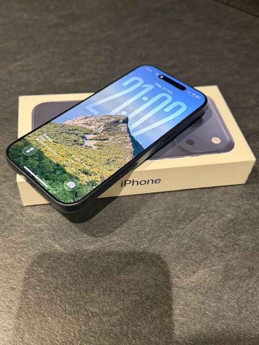 Iphone 17 pro 256 GB Deep Blue stare 10/10 baterie 96%