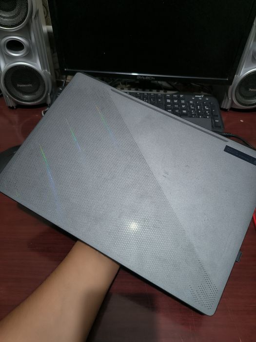 Asus ROG ZEPHYRYS G15 laptop