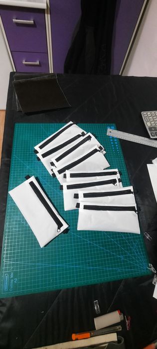 Продам косметички новые