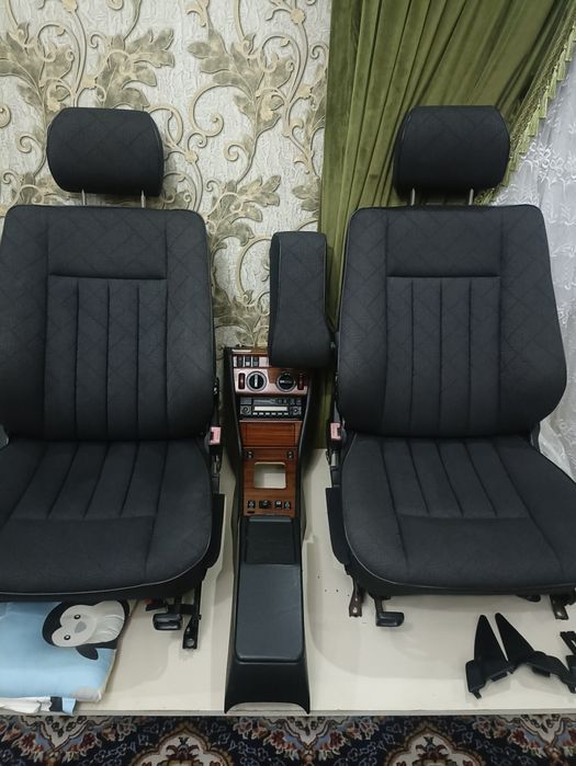 W 124 салон в идеальном состоянии с малым пробегом