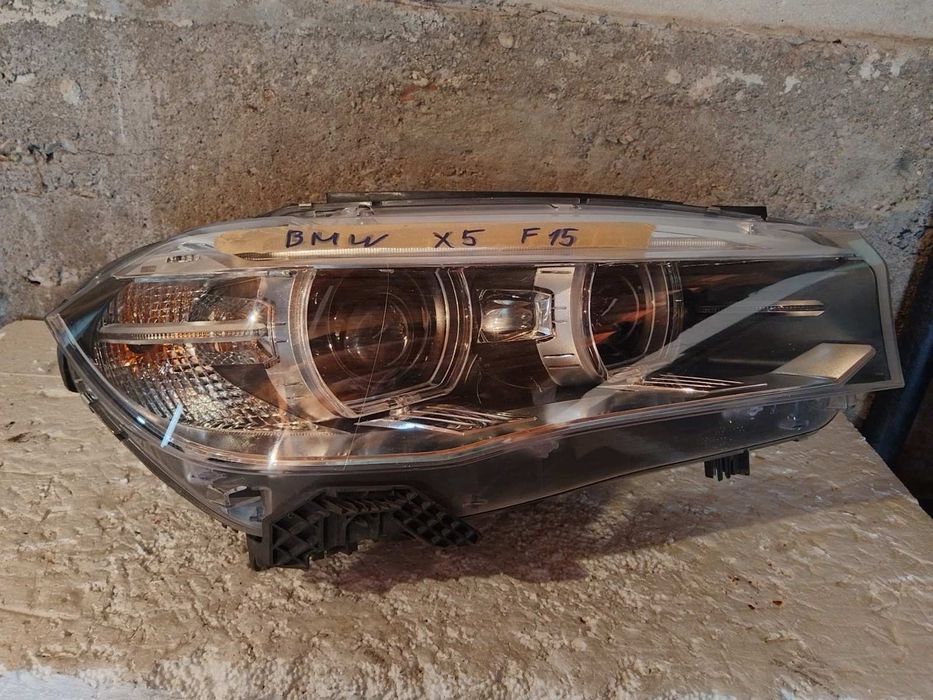 Оригинален фар за bmw x5 f15