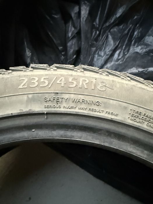 235/45 r18 зима шипы продам