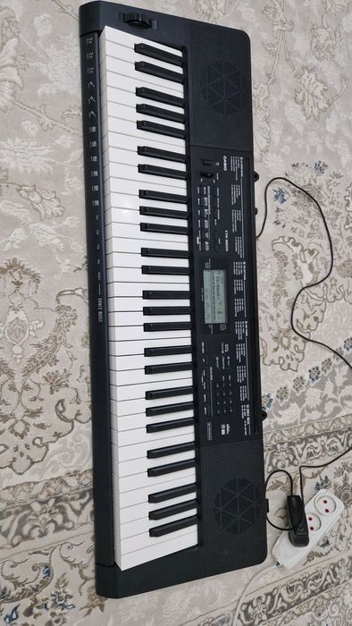 Синтезатор CASIO