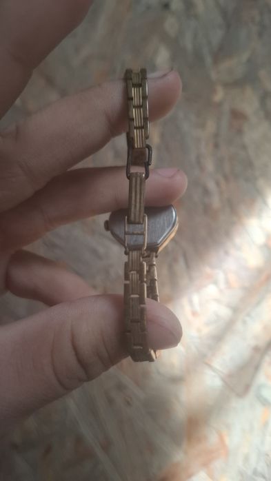 Часы ссср луч женские