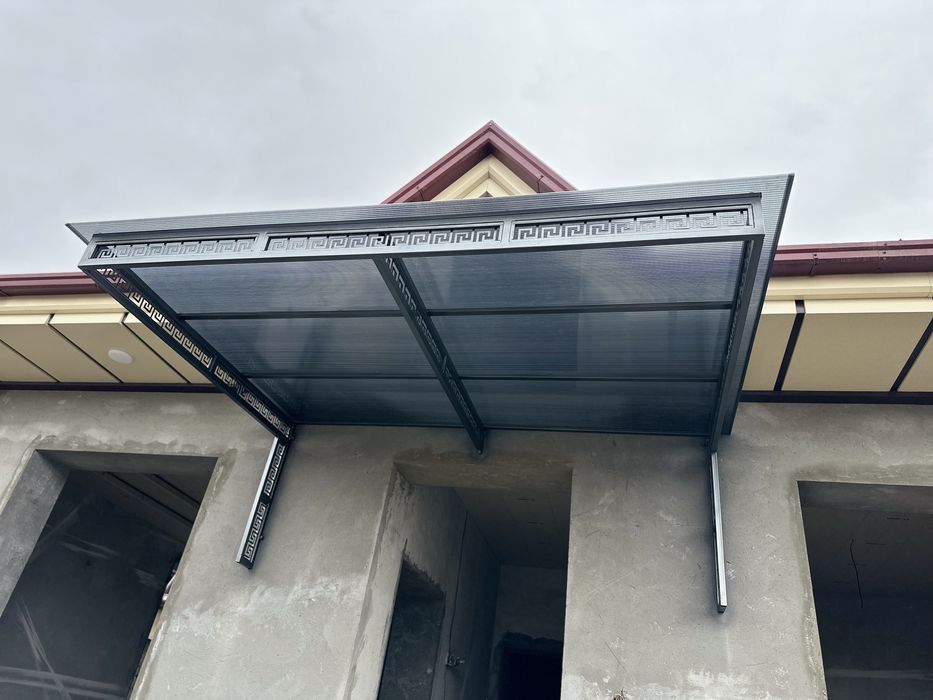 Naves darvaza reshotka perela kazerok