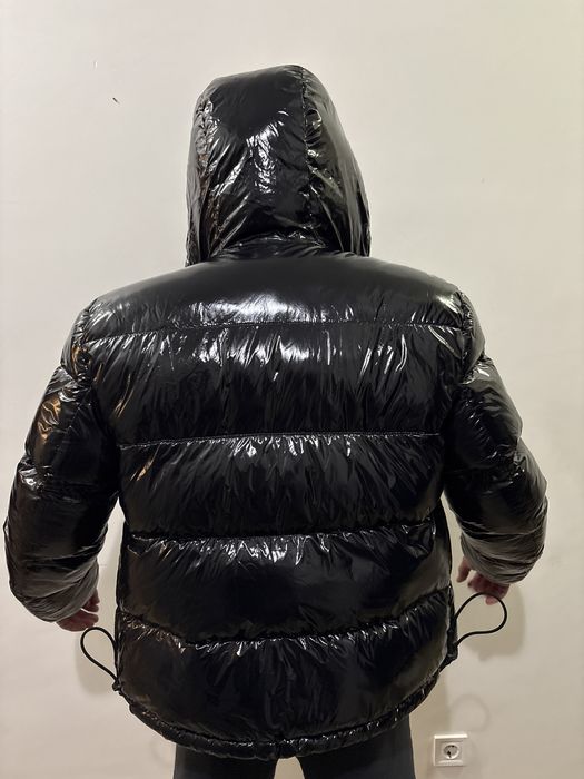 Hugo зимно яке в черно