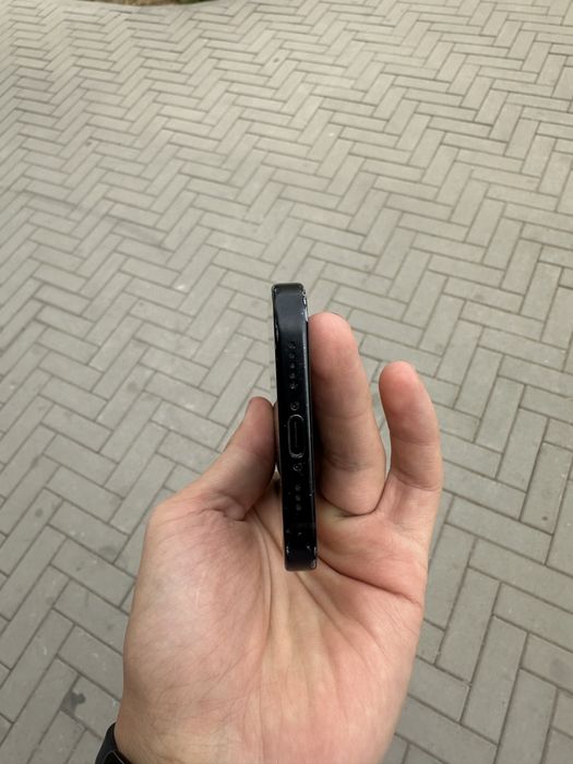 Продам Iphone 15 128gb
