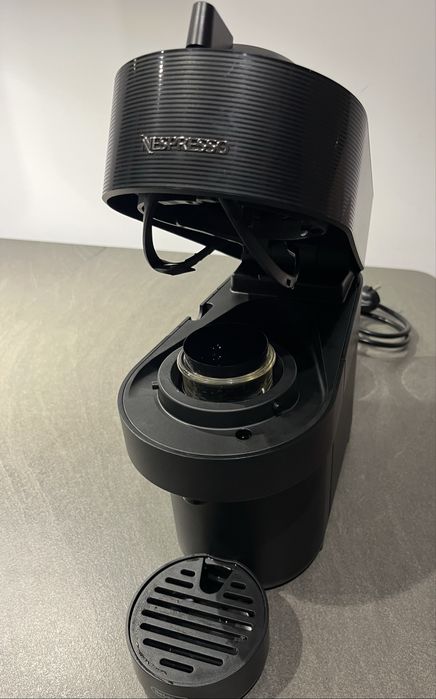 Nespresso vertuo negru