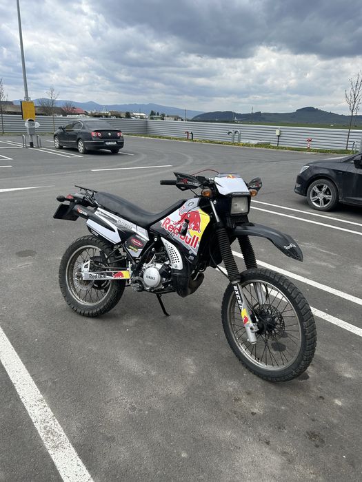 Yamaha dt 125 inmatriculat, cu pornire la buton