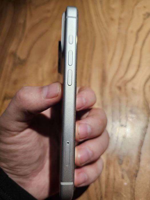 Продам Iphone 17 pro