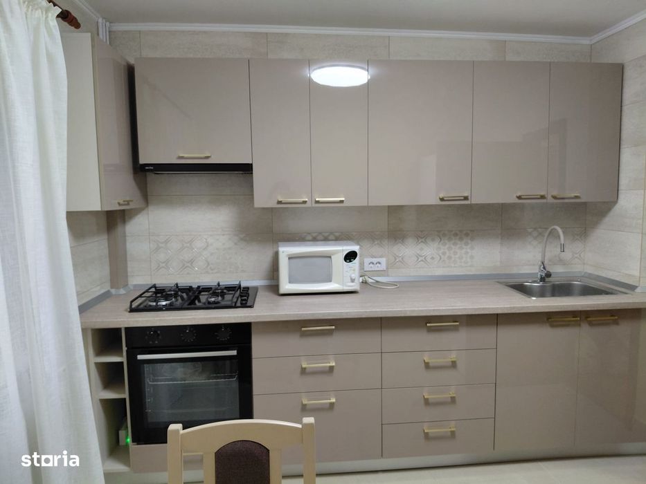 Apartament 3 camere, ultracentral, deosebit, zona Nerva Traian
