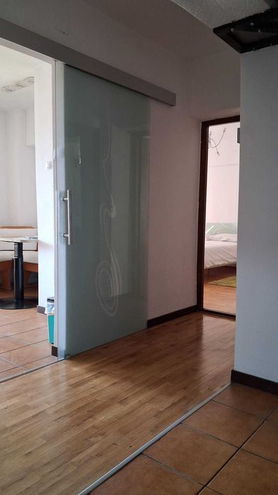 Inchiriez apartament  Sibiu Mihai Viteazul - Piata Aurel Vlaicu - orice perioada .