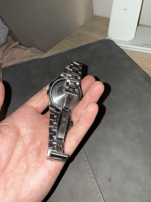 Продам мужские наручные часы