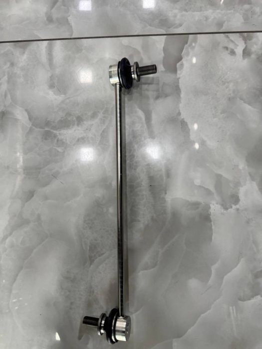 Toyota BZ4X Auto zapchasti