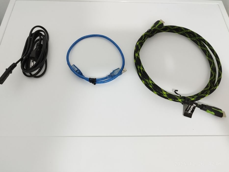 Vând cablu USB,Hdmi toate împreunā 30 ron