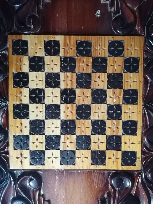 Шахматный стол ручная работа