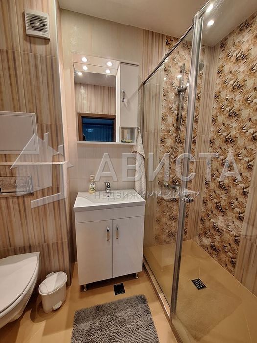 Дава се под наем Тристаен апартамент в София, Витоша - 108 кв.м за 816 € - Снимка #10
