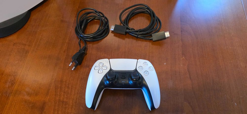 Playstation PS5 Disk Edition 825GB cu controller