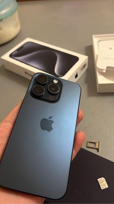 iPhone 15 pro в идеальном состоянии