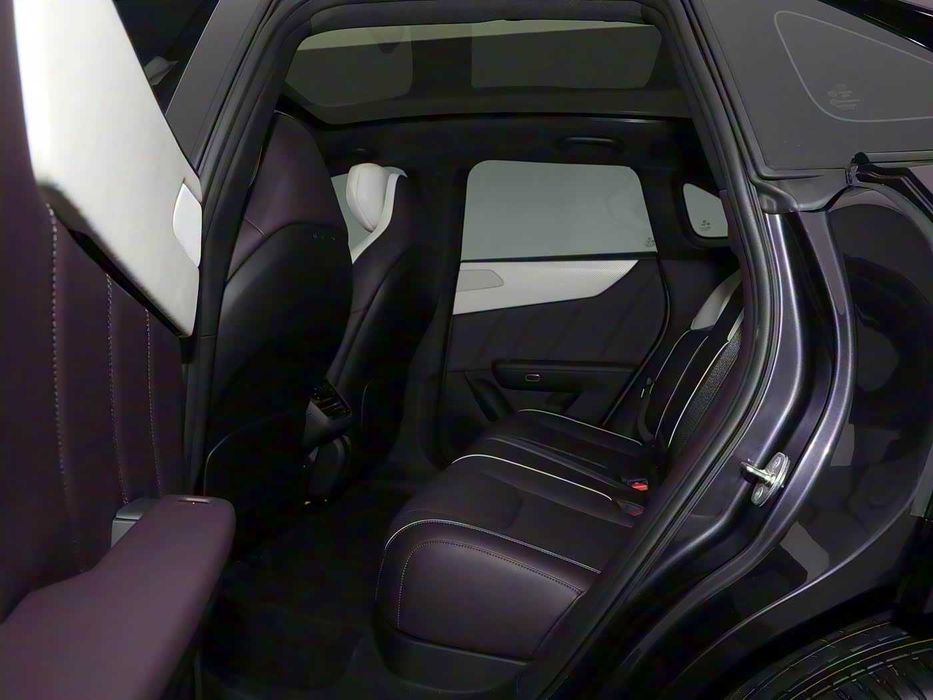 Mazda Ez 60 последовательный подзаряжаемый гибрид