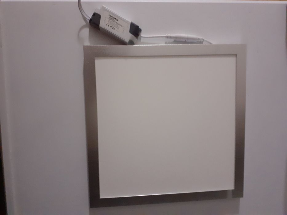 Spoturi led cu lumina neutra