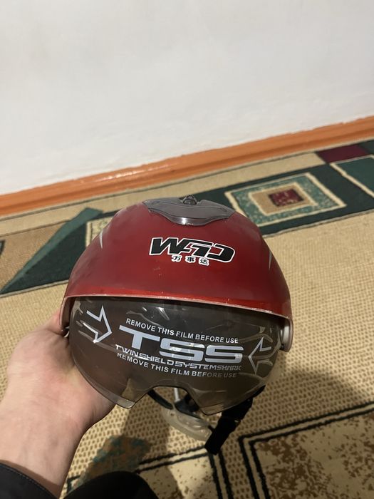 Шлем В хорошем состояниие