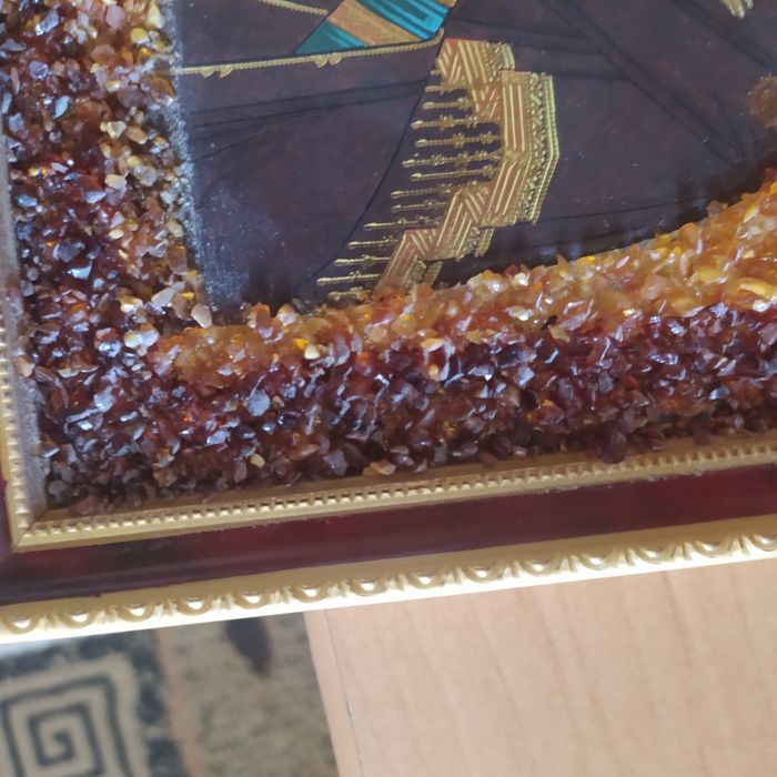 Продам икону с янтарной крошкой