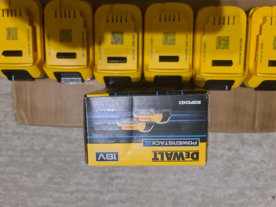 Acumulatori dewalt 18V power stack