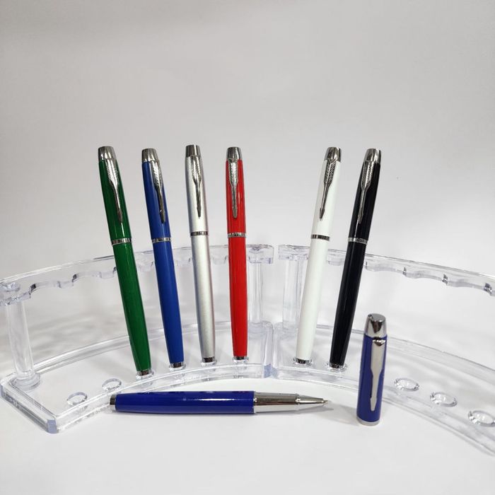 Металлические пластиковые ручки с логотипом