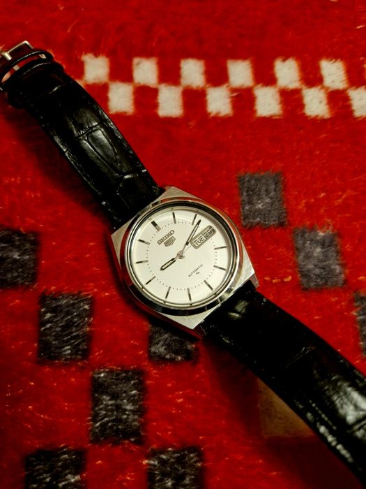 Seiko 5 automatic 17 rubine , 38mm
