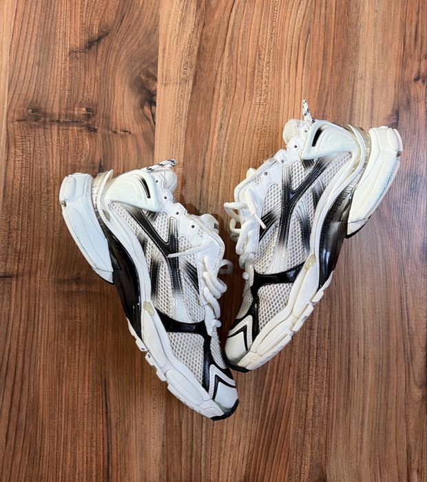 Balenciaga runners gradient
