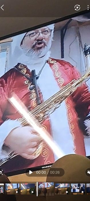 Moș Crăciun și spiriduș pentru evenimente și gradinițe.