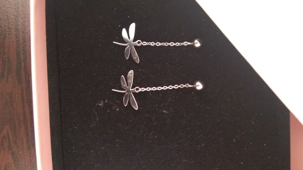 Обеци от медицинска стомана