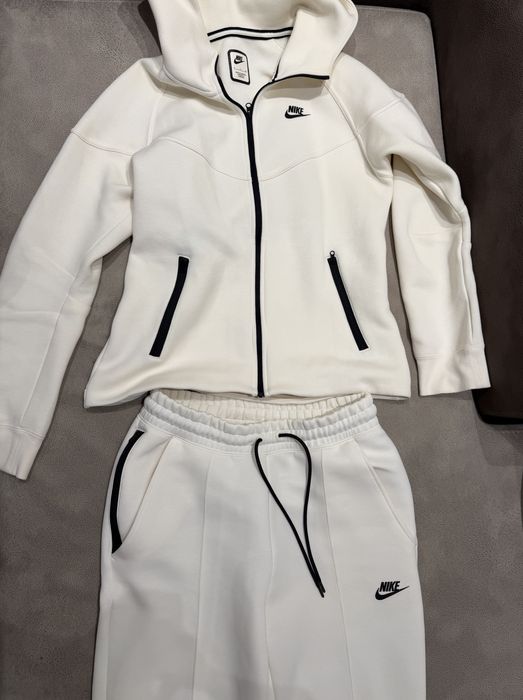 Анцуг Nike Tech Fleece