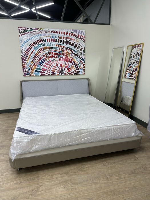 Кровать двухместная