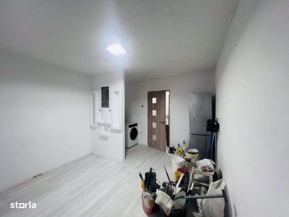 Garsoniera, 21 mp utili, renovata, etaj 4, zona Sagului - Shopping Ci — fotografia 2